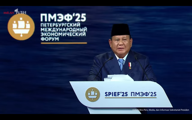 Presiden RI Prabowo Subianto di Forum Ekonomi Internasional The 28th St. Petersburg International Economic Forum (SPIEF 2025) pada Jumat (20/6/2025). Foto: YouTube/ Sekretariat Presiden