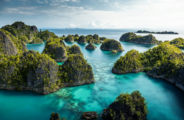 Pantai Mirip Raja Ampat di Banyuwangi, Foto Raja Ampat Sumber Foto: Unsplash/Simon Spring 