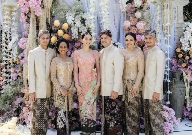 Alyssa berasal dari keluarga blasteran Prancis-Garut. Foto: Instagram @alexandra.dgs