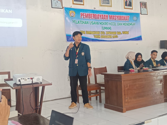Kegiatan kuliah kerja nyata multidisiplin 1 oleh Billal Aslam Kharisma berjudul EDUKASI METODE PEMINDANGAN UPAYA PENINGKATAN PRODUKSI PENGOLAHAN IKAN PINDANG di Desa Tambaksari, Kecamatan Rowosari, Kabupaten Kendal.