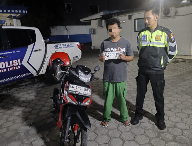 Polisi Berhasil Ungkap Kasus Tabrak Lari di Depan Stasiun Kereta Api Tulungagung