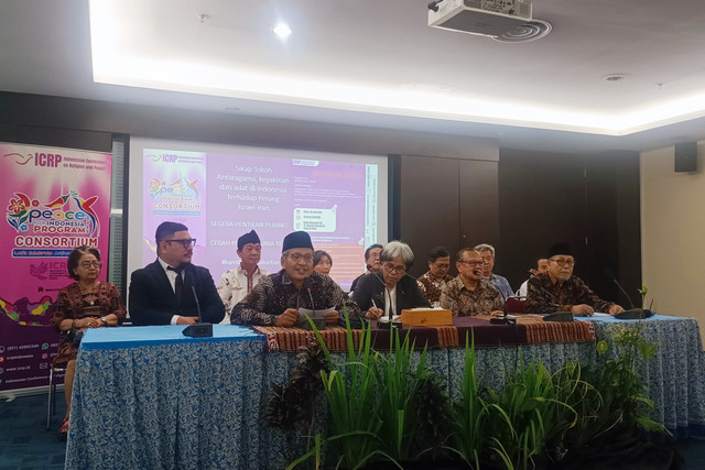 ICRP menggelar konferensi pers menanggapi isu perang Israe-Iran di Kantor Graha Oikumene, Jakpus, Senin (23/6/2025). Foto: Thomas Bosco/kumparan