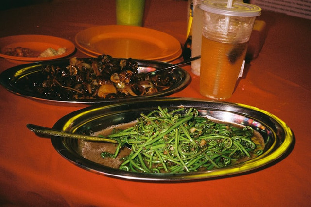 Makanan Khas Bali Halal (Foto hanya ilustrasi, bukan tempat sebenarnya) Sumber: unsplash/ Cecelia Chang