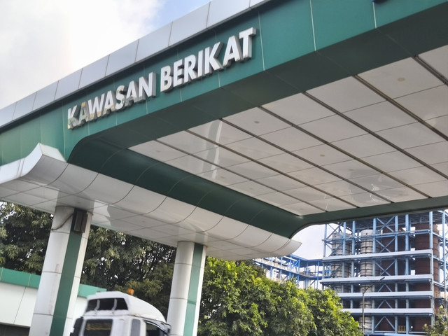 Kawasan berikat memiliki keistimewaan seperti penangguhan bea masuk impor. Foto: Agaton Kenshanahan/kumparan