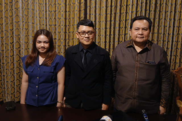 Komposer musik Ari Bias hadir dalam konferensi pers di Cipete, Jakarta Selatan, Selasa (24/6/2025). Foto: Vincentius Mario/kumparan