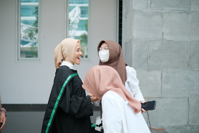 ilustrasi jawaban syukron. sumber: unsplash/oktavia ningrum