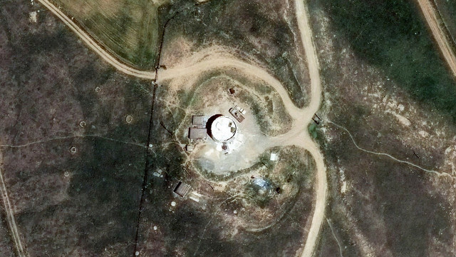 Citra satelit menunjukkan fasilitas Piranshahr di Iran dalam gambar selebaran tertanggal 22 Mei 2025. Foto: Maxar Technologies/Handout via REUTERS