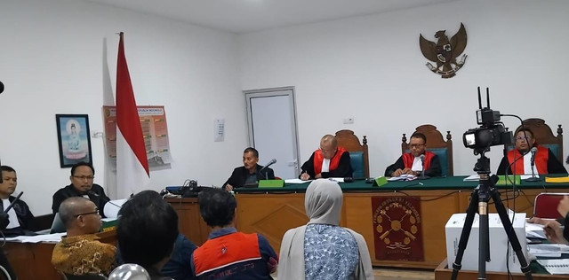 Suasana sidang lanjutan kasus dugaan korupsi fee pokir DPRD Ogan Komering Ulu. Foto : Istimewa