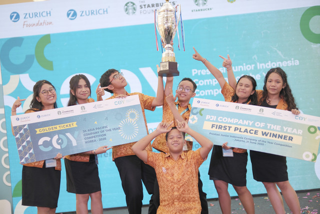 SMAN 4 Denpasar meraih juara dalam ajang Company of the Year Competition di Kota Kasablanka, Jakarta, pada Sabtu (21/6/2025). Foto: Istimewa