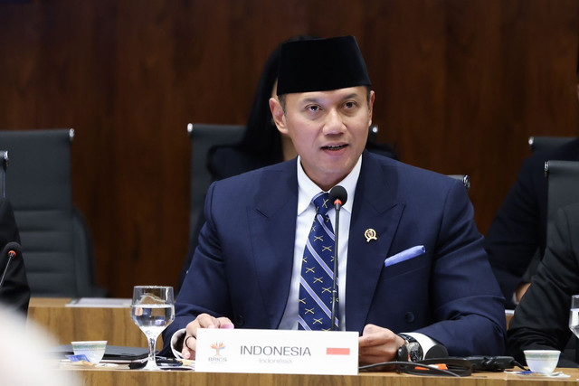 Menko Bidang Infrastruktur saat mengikuti Forum Urbanisasi BRICS ke-4 di Brasil. 