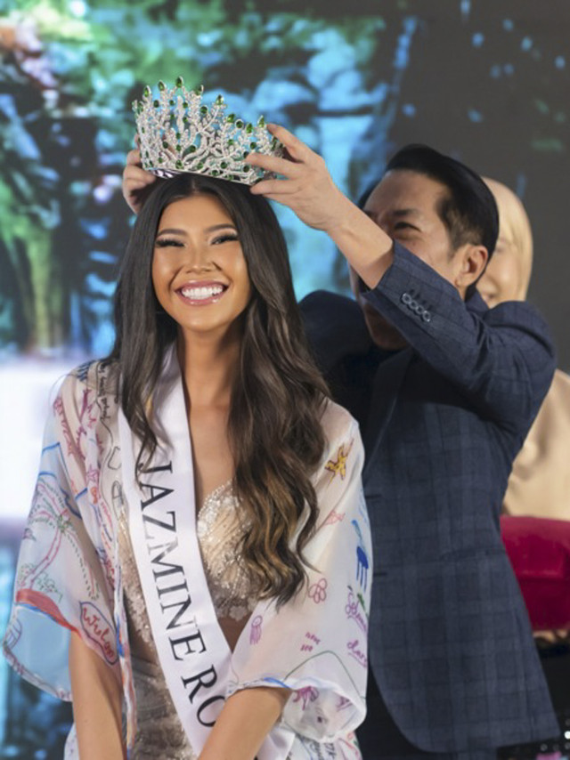 Penyanyi Jaz Rowe dinobatkan sebagai Putri Nusantara 2025. Foto: Dok.  Wecord Evermore