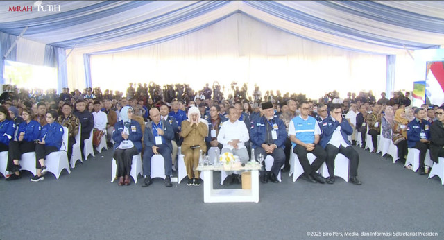 Peresmian Pengoperasian dan Pembangunan Energi Terbarukan di 15 Provinsi, 26 Juni 2025. Foto: Youtube/Sekretariat Presiden