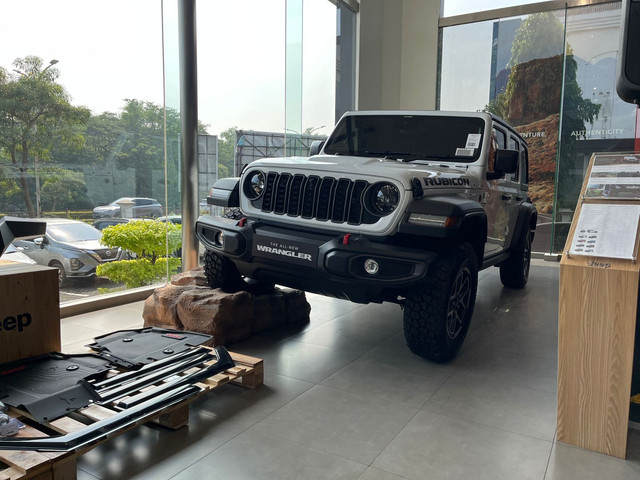 Jeep Lounge di kawasan Pantai Indah Kapuk. Foto: Syahrul Ghiffari/kumparan
