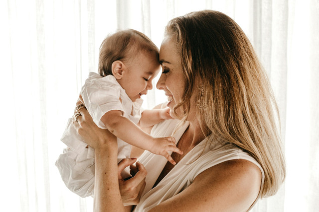 Usaha Sampingan Ibu Rumah Tangga yang Punya Bayi. Foto hanya ilustrasi, bukan tempat sebenarnya. Foto: dok. Unsplash/Jonathan Borba