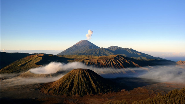 Ilustasi Mitos Gunung Bromo yang Masih Diyakini hingga Sekarang, Unsplash/Alessio Roversi
