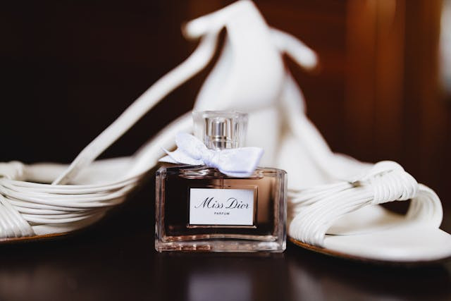 Ilustrasi parfum Dior wanita best seller. Sumber: Pexels/Guenude Nahum