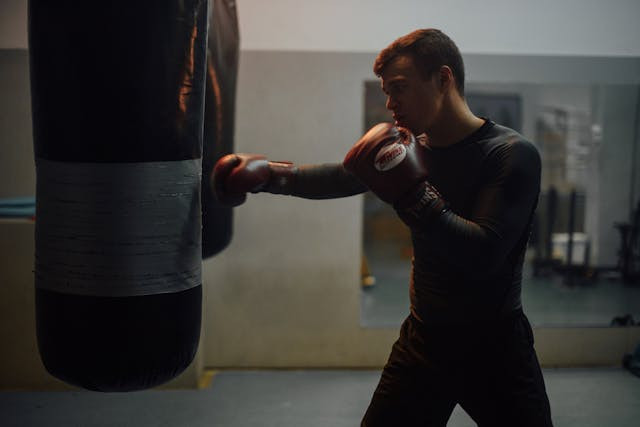 Ilustrasi. Jaden vs Andi Cobra siapa yang menang. Sumber: Pexels / KoolShooters