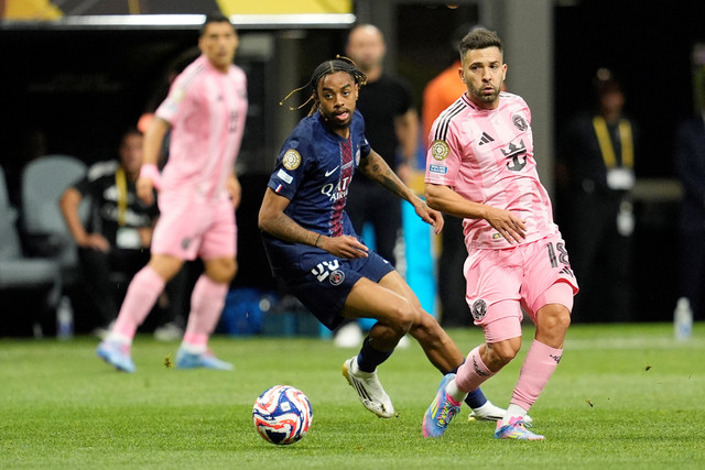 Pemain Paris Saint-Germain (PSG) Bradley Barcola pada pertandingan babak 16 besar Piala Dunia Antarklub 2026 di Stadion Mercedes-Benz, Atlanta, Amerika Serikat, Minggu (29/6/2025). Foto: Dale Zanine-USA TODAY Sports via Reuters