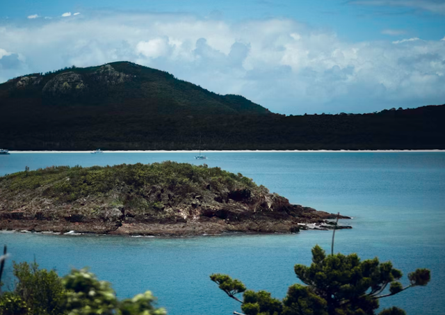 wisata di gorontalo yang lagi hits. Foto Hanya Ilustrasi Bukan Tempat Sebenarnya. Sumber Foto: Unsplash/BehindTheTmuna