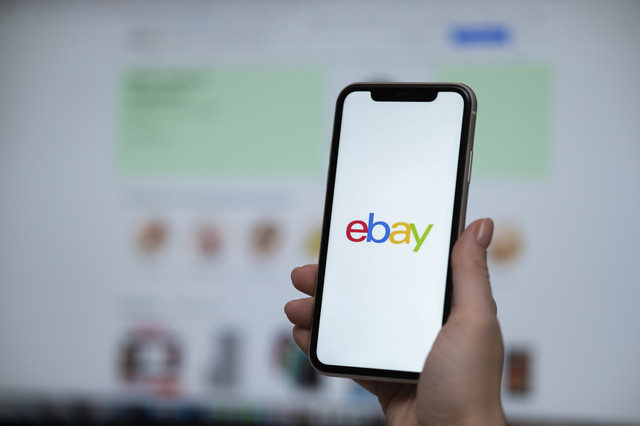 Ilustrasi situs e-commerce eBay. Foto: Shutterstock