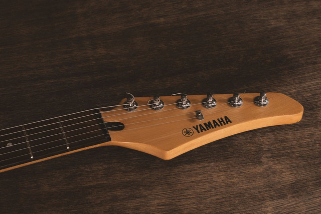 Rekomendasi gitar top solid. Foto hanya ilustrasi, bukan yang sebenarnya. Sumber: Pexels/E 