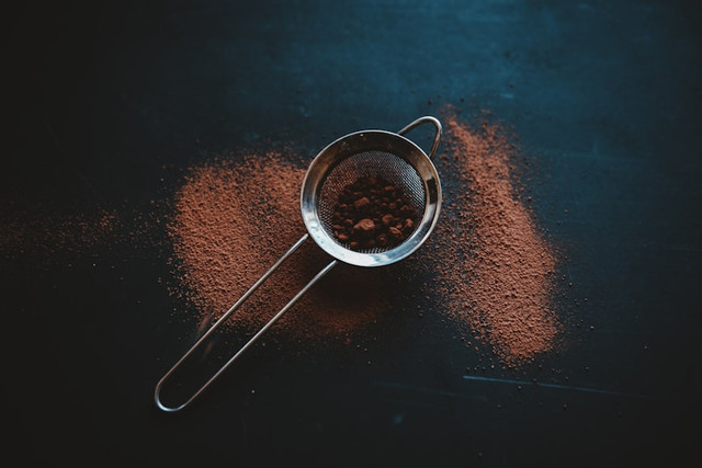 Ilustrasi Cara Mencairkan Gula Merah. Unsplash/Joanna Kosinska