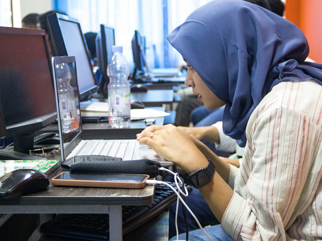 Ilustrasi cara daftar Beasiswa Unggulan 2025. Sumber: pexels.com/peterjkambey.