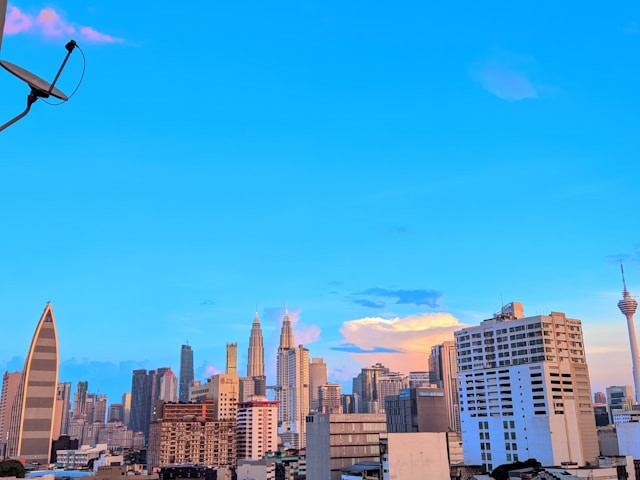 Mall terbesar di Kuala Lumpur. Foto: Kuala Lumpur. Sumber: Unsplash/Rabby