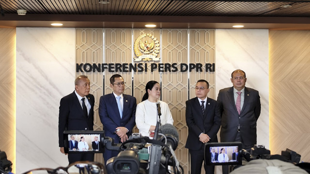 Konferensi pers pimpinan DPR usai menggelar Sidang Paripurna di Kompleks Parlemen Senayan, Jakarta, Kamis (3/7/2025). Foto: Luthfi Humam/kumparan