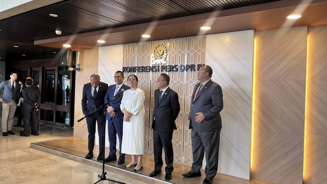 Konferensi pers pimpinan DPR usai menggelar Sidang Paripurna di Kompleks Parlemen Senayan, Jakarta, Kamis (3/7/2025). Foto: Haya Syahira/kumparan