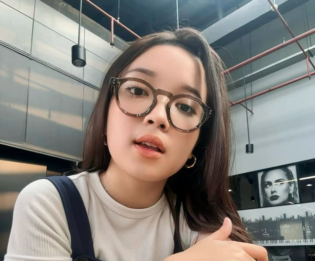 Penyanyi Bunga Reyza Ungkap Perasaan Daur Ulang Tahu Diri Karya Dewi Lestari