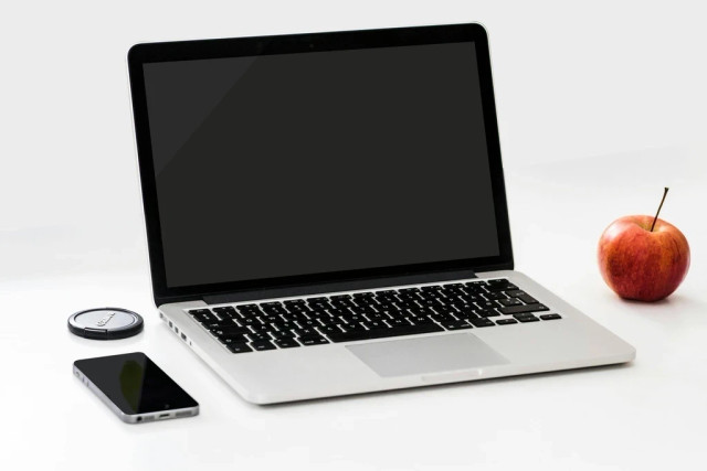 Ilustrasi laptop edit video 4K. Foto: Pexels