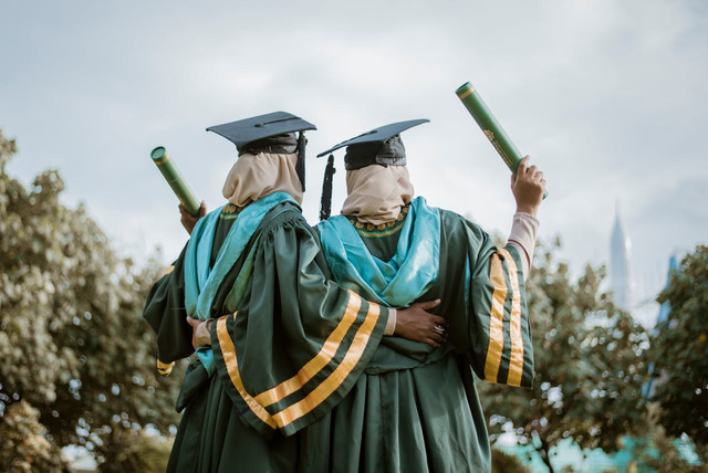 Ilustrasi momen wisuda. Foto: Unsplash