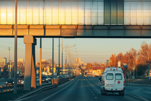 Ilustrasi Sinopsis Ambulance. Foto: Pixabay.com/99mimimi