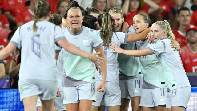Timnas Wanita Norwegia berhasil menang 1-2 di matchday pertama kontra tuan rumah Swiss di Euro Wanita 2025. Foto: UEFA