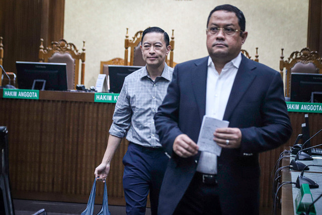 Terdakwa kasus dugaan korupsi impor gula Thomas Trikasih Lembong atau Tom Lembong usai menjalani persidangan di Pengadilan Tipikor, Jakarta, Jumat (4/7/2025). Foto: Iqbal Firdaus/kumparan