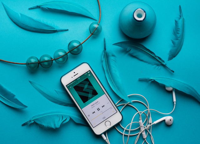 Ilustrasi Lagu Squid Game Season 3 yang Paling Ikonik dan Mendebarkan, Foto: Unsplash/Juja Han