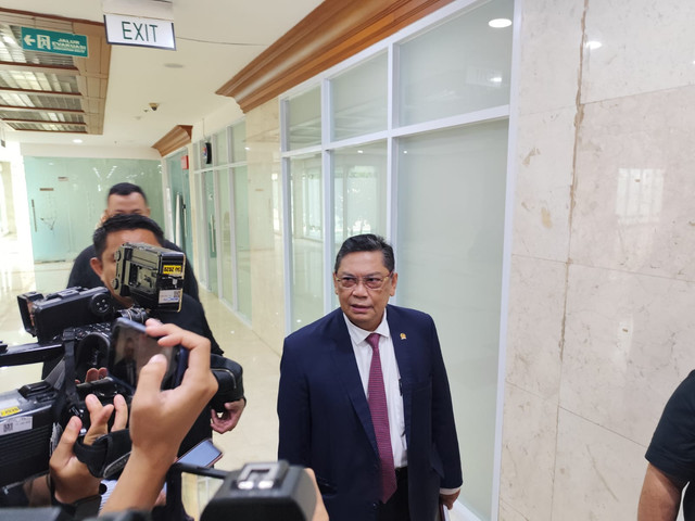 Ketua Komisi I DPR Utut Adianto di Kompleks Parlemen Senayan, Jakarta pada Sabtu (5/7/2025). Foto: Luthfi Humam/kumparan