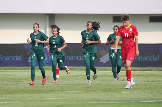 Timnas Wanita Pakistan menang atas Kirgizstan di laga pamungkas Grup D Kualifikasi Piala Asia Wanita 2026 di Indomilk Arena, Tangerang, Sabtu (5/7). Foto: Dicky Adam Sidiq/kumparan