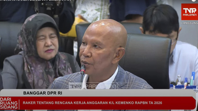 Ketua Badan Anggaran DPRI RI Fraksi PDIP Said Abdullah menyampaikan paparan saat rapat kerja Badan Anggaran DPR RI bersama Menteri Kabinet Merah Putih di Kompleks Parlemen, Senayan, Jakarta, Senin (7/7/2025). Foto: Youtube/ TVR Parlemen