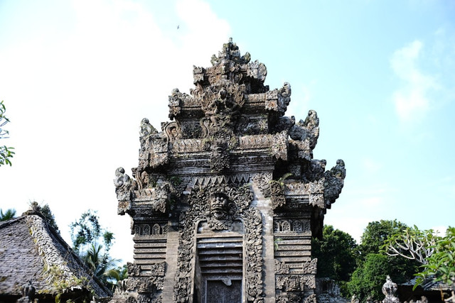 Ilustrasi untuk larangan di Candi Cetho. Foto: Unsplash/Septian setiawan