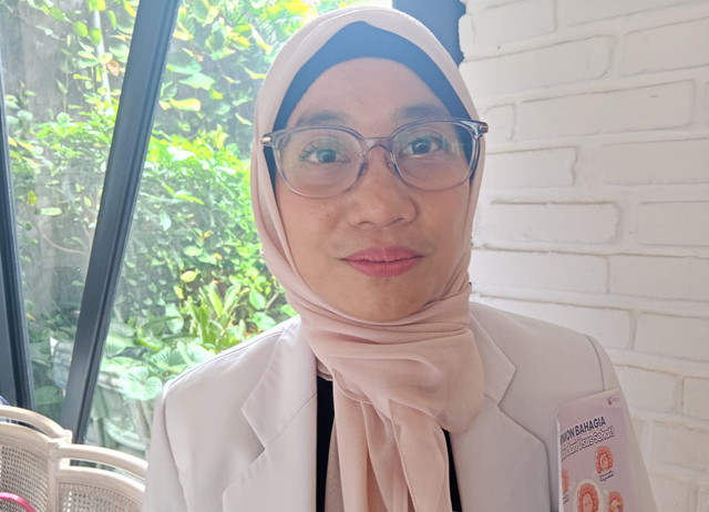 Pakar aesthetic di Surabaya dr Indri Buchari. Foto: Masruroh/Basra
