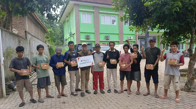 CIMB Niaga Syariah bersama DT Peduli Distribusikan Hewan Qurban di Wilayah Banten (Sumber : DT Peduli)