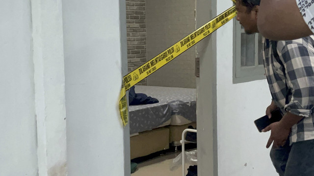 Penampakan Kamar Diplomat yang ditemukan tewas di Kosannya, Menteng, Jakarta Pusat, Selasa (8/7/2025).  Foto: Rayyan Farhansyah/kumparan
