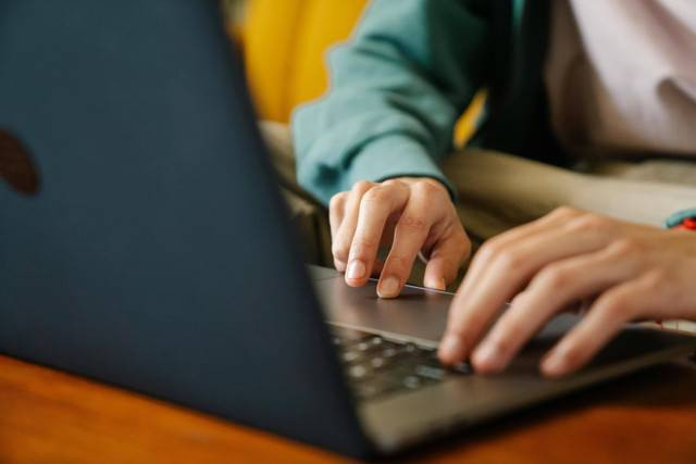 Ilustrasi guru mendaftar UKPPPG 2025. Foto: Pexels 