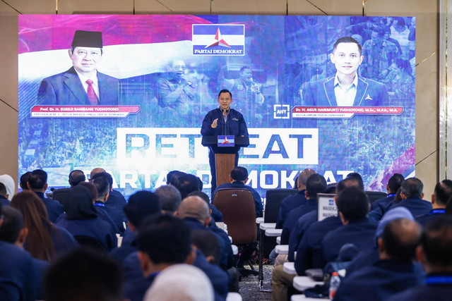 Ketum Partai Demokrat Agus Harimurti Yudhoyono (AHY) memberikan arahan saat Retreat Partai Demokrat, Rabu (9/7). Foto: Dok. Istimewa