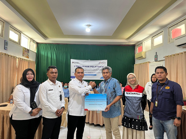 Gandeng PT Pertamina Patra Niaga IT Palembang, LLP Palembang Pelatihan Songket