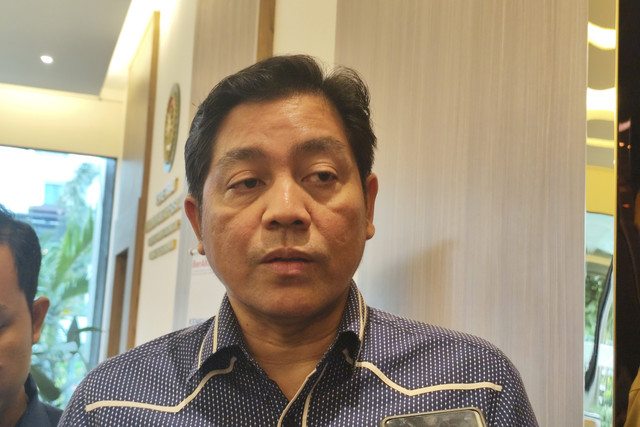 Juru Bicara Kementerian Koordinator Bidang Perekonomian Republik Indonesia, Haryo Limanseto menjawab pertanyaan jurnalis saat dijumpai di Kantor Kemenko Perekonomian, Jakarta, Rabu (9/7/2025). Foto: Widya Islamiati/kumparan