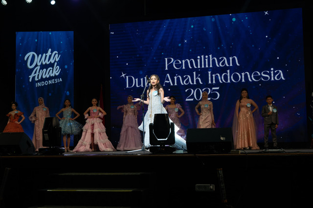 Destryna Indira Ilham meraih juara 1st runner up duta anak Indonesia 2025. | Foto: Istimewa