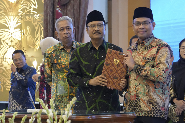 Kemensos dan 43 Instansi Tandatangani Perjanjian Pinjam Pakai Aset. Foto: Kemensos RI
